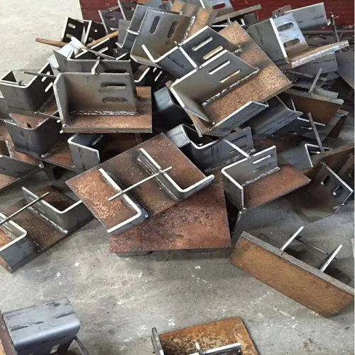 伊犁哈萨克钢护筒安装条件是什么？