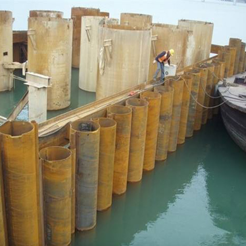 伊犁哈萨克钢护筒现场安装